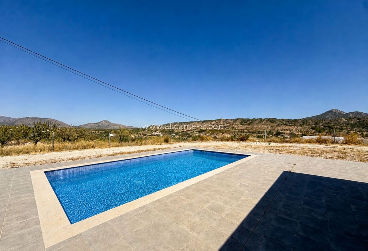 3 Zimmer Villa zu verkaufen in Macisvenda mit Pool Garage - 375.000 € (Ref: 10005922)
