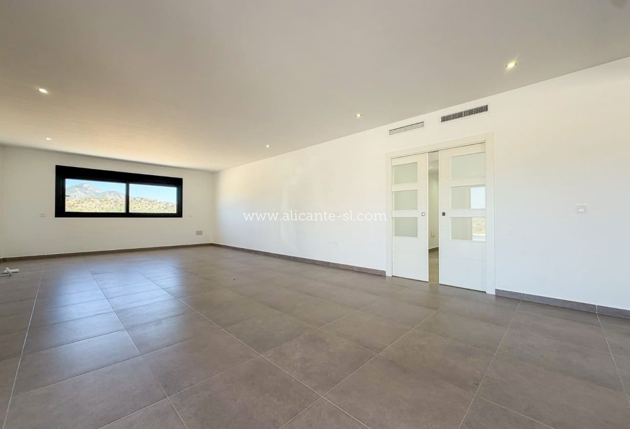 3 Zimmer Villa zu verkaufen in Macisvenda mit Pool Garage - 375.000 € (Ref: 10005922)