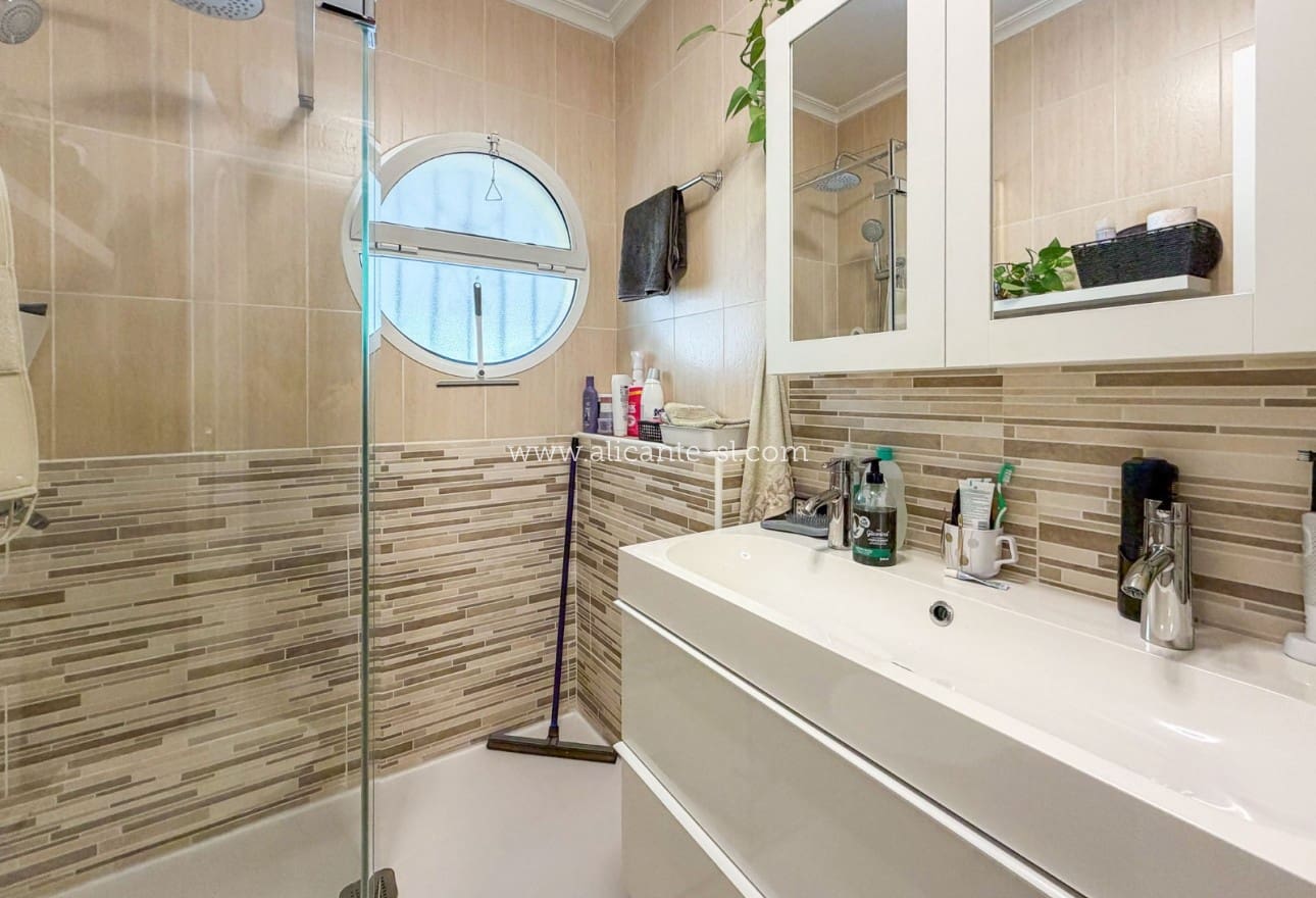 2 chambre Villa/Maison à vendre à Los Altos avec piscine garage - 249 000 € (Ref: 10024954)