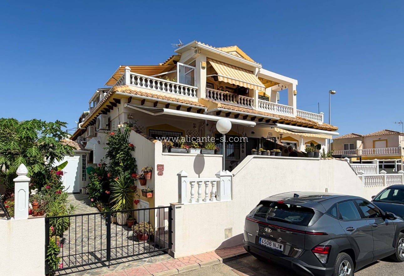 2 chambre Villa/Maison à vendre à Los Altos avec piscine garage - 249 000 € (Ref: 10024954)