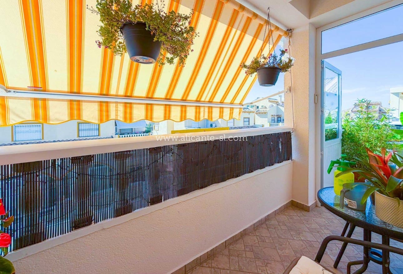 2 chambre Villa/Maison à vendre à Los Altos avec piscine garage - 249 000 € (Ref: 10024954)