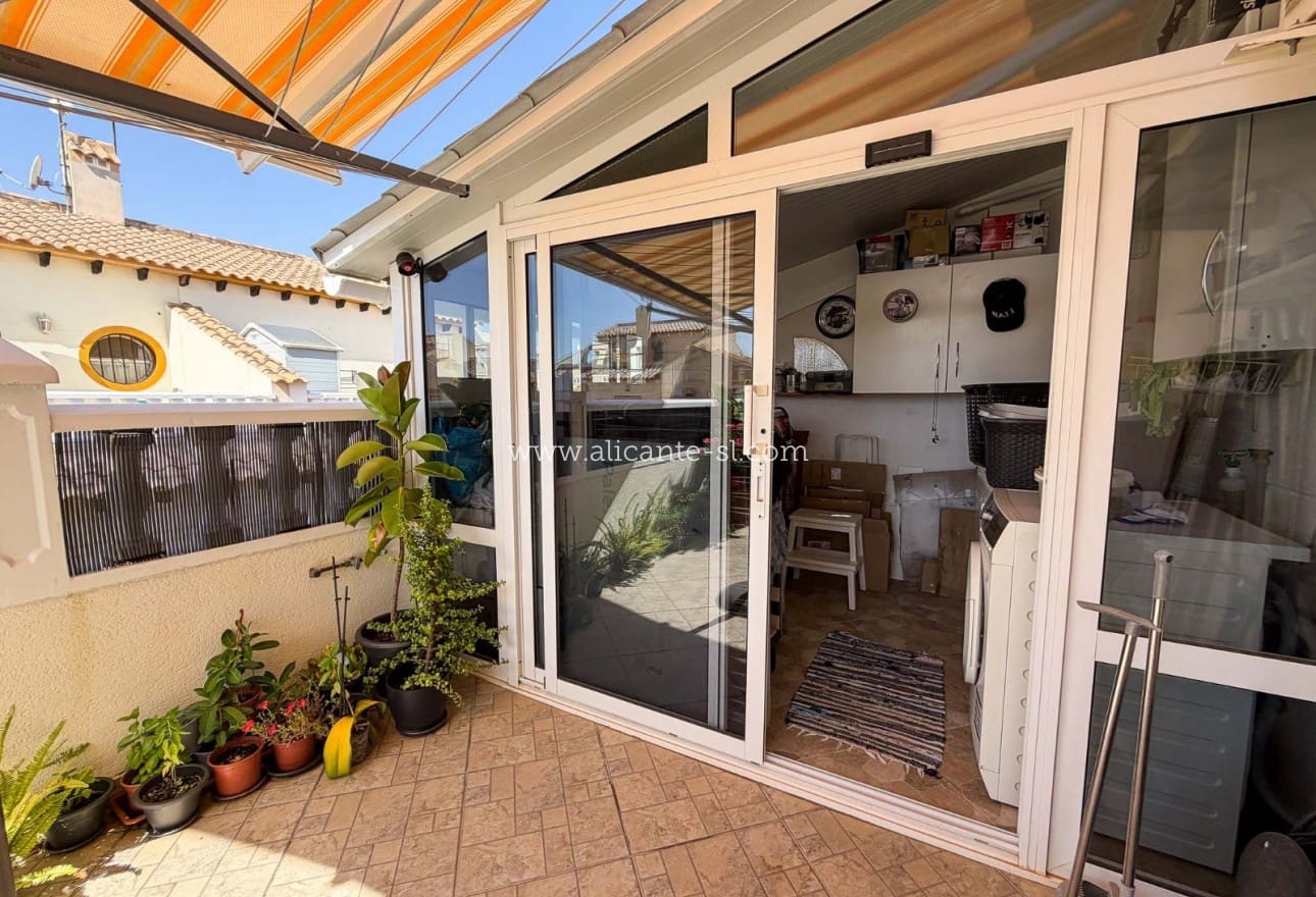 2 chambre Villa/Maison à vendre à Los Altos avec piscine garage - 249 000 € (Ref: 10024954)