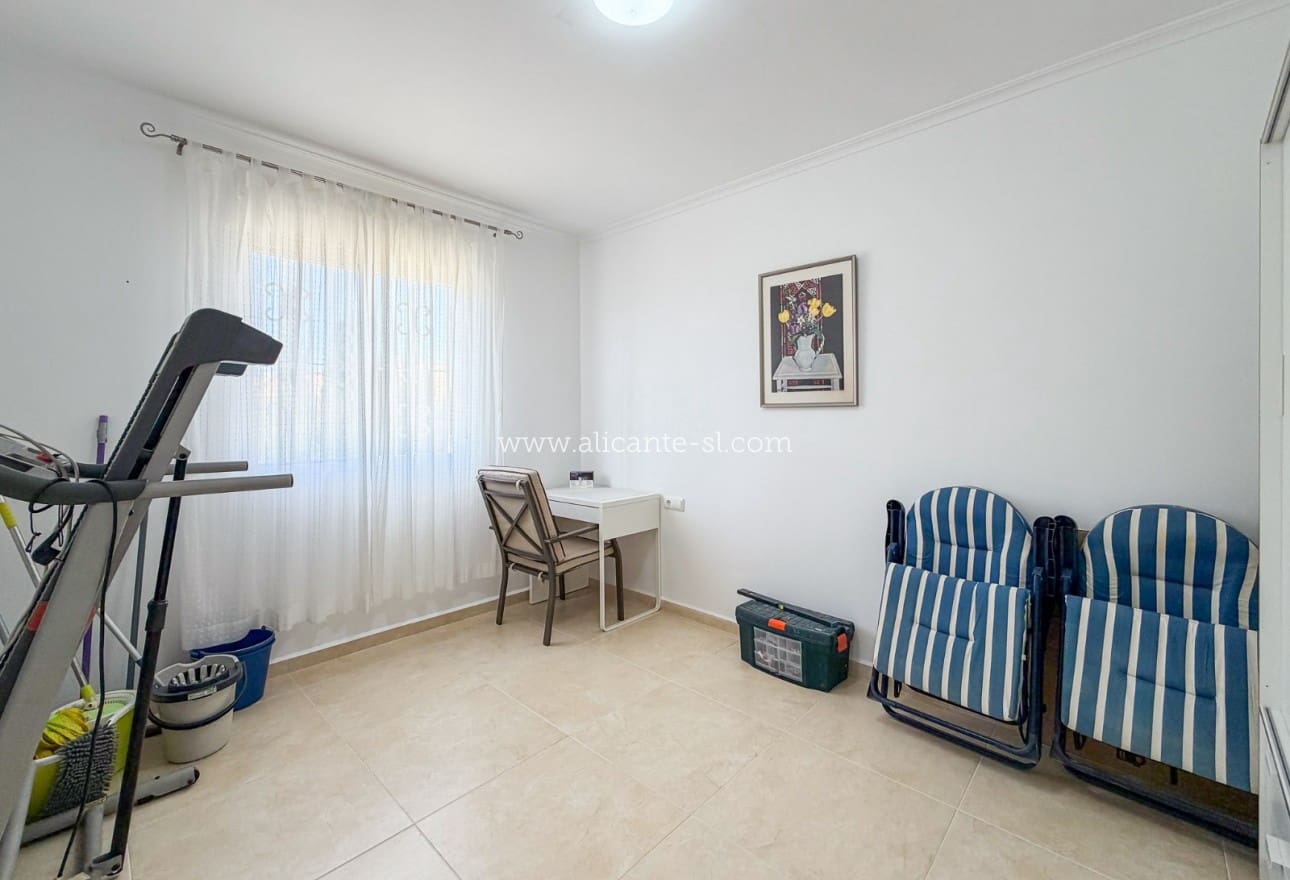 3 quarto Moradia para venda em Macisvenda com piscina garagem - 349 950 € (Ref: 10029687)