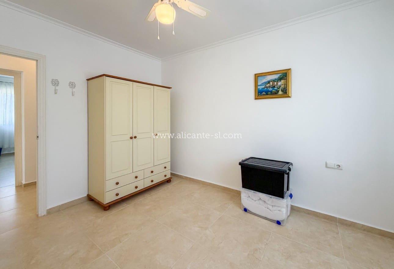 3 quarto Moradia para venda em Macisvenda com piscina garagem - 349 950 € (Ref: 10029687)