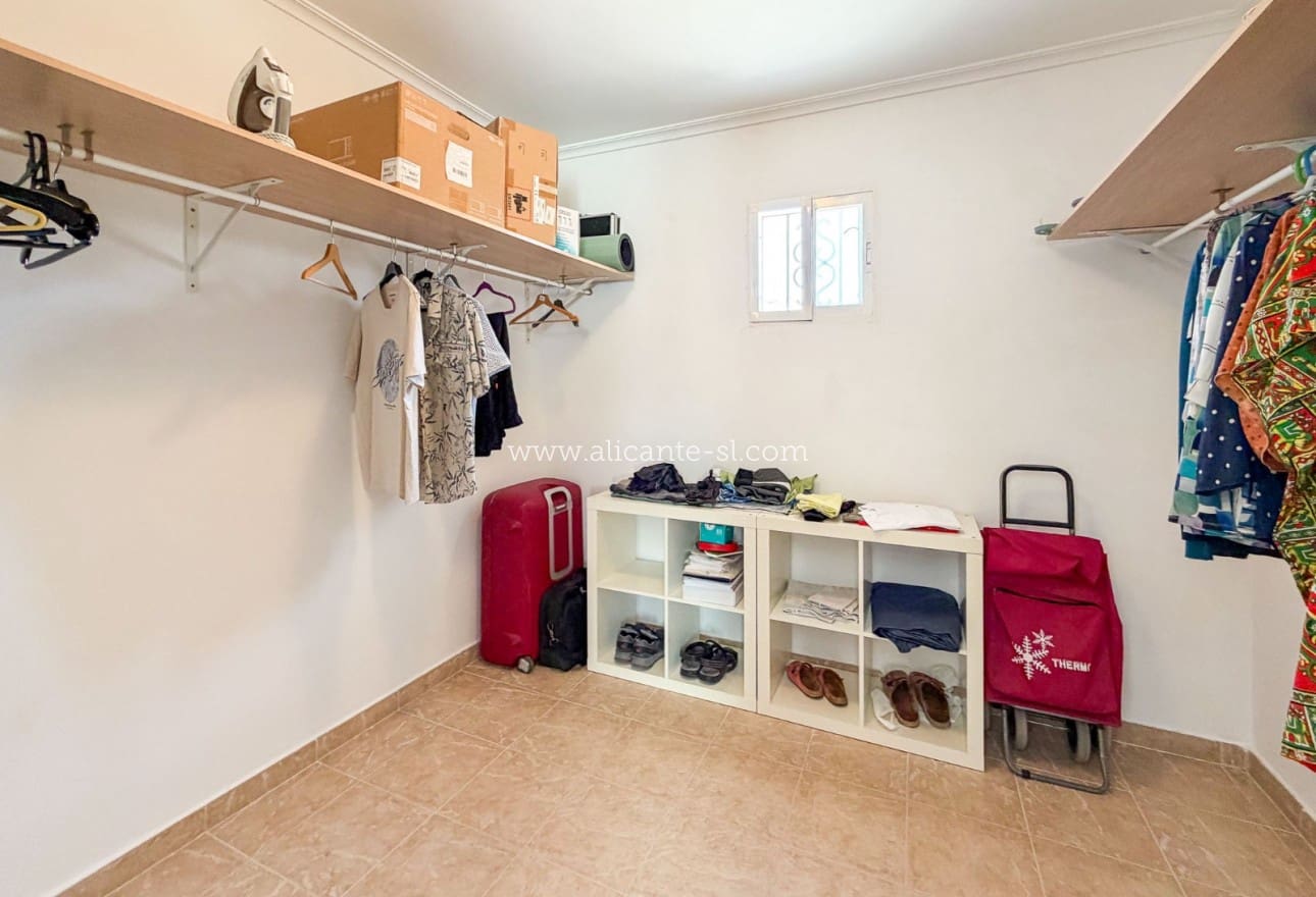 3 quarto Moradia para venda em Macisvenda com piscina garagem - 349 950 € (Ref: 10029687)