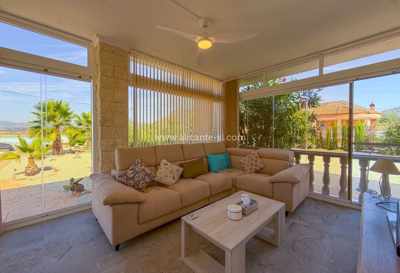 3 quarto Moradia para venda em Macisvenda com piscina garagem - 349 950 € (Ref: 10029687)