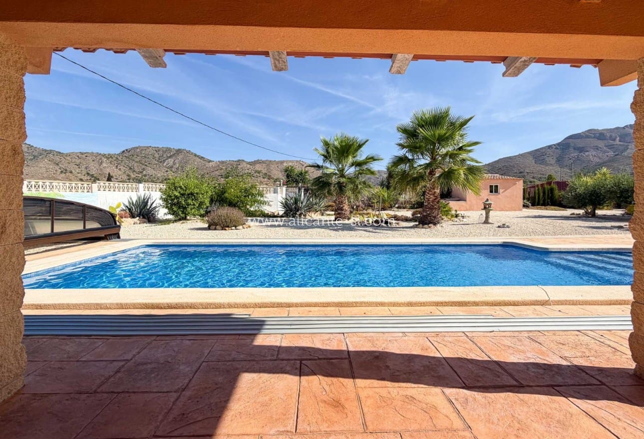 3 quarto Moradia para venda em Macisvenda com piscina garagem - 349 950 € (Ref: 10029687)