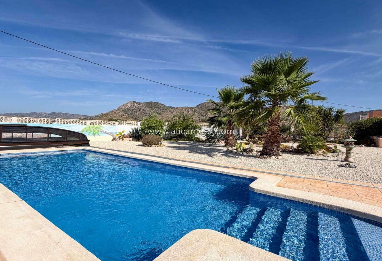 3 quarto Moradia para venda em Macisvenda com piscina garagem - 349 950 € (Ref: 10029687)