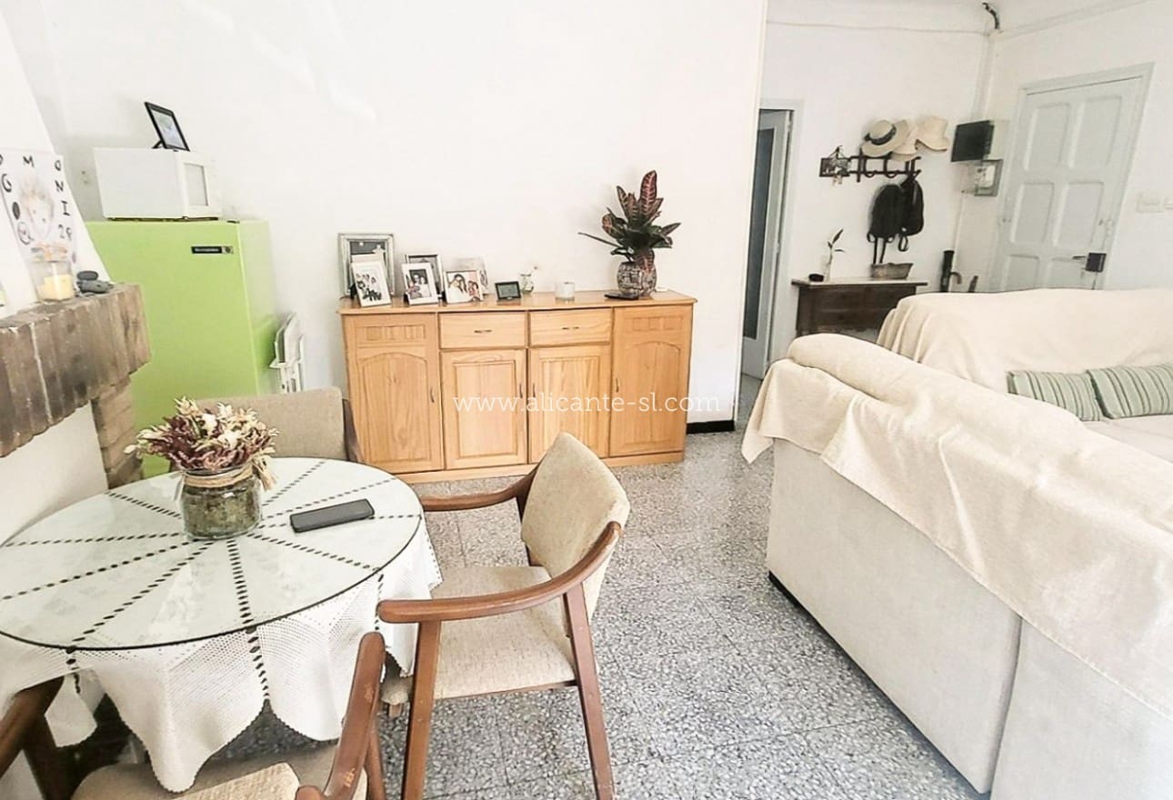 4 chambre Villa/Maison à vendre à Novelda avec piscine - 279 950 € (Ref: 10039243)