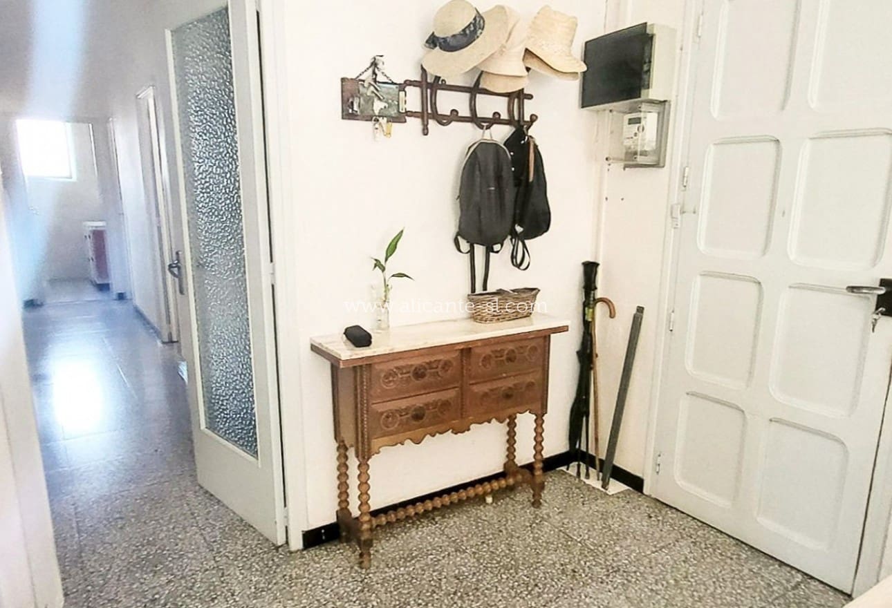 4 chambre Villa/Maison à vendre à Novelda avec piscine - 279 950 € (Ref: 10039243)