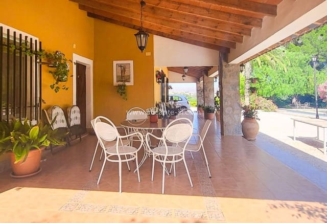 4 chambre Villa/Maison à vendre à Novelda avec piscine - 279 950 € (Ref: 10039243)
