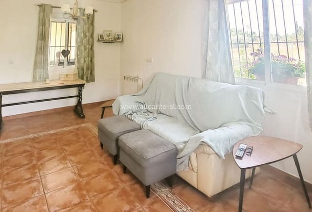 3 soverom Villa til salgs i L'Algueña / Alguenya med garasje - € 165 000 (Ref: 10039244)