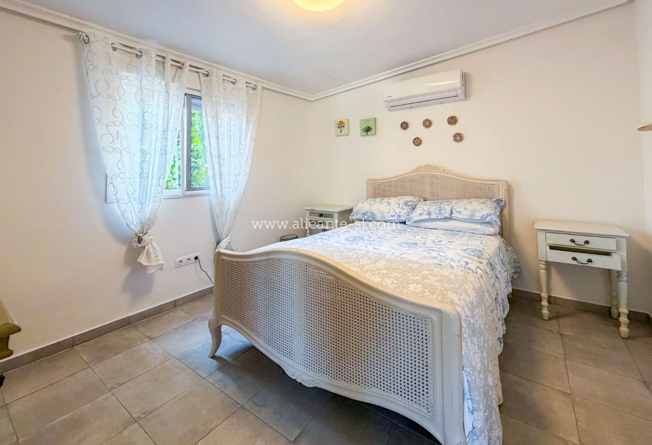 5 Zimmer Villa zu verkaufen in Hondon de los Frailes mit Pool Garage - 429.950 € (Ref: 10054440)