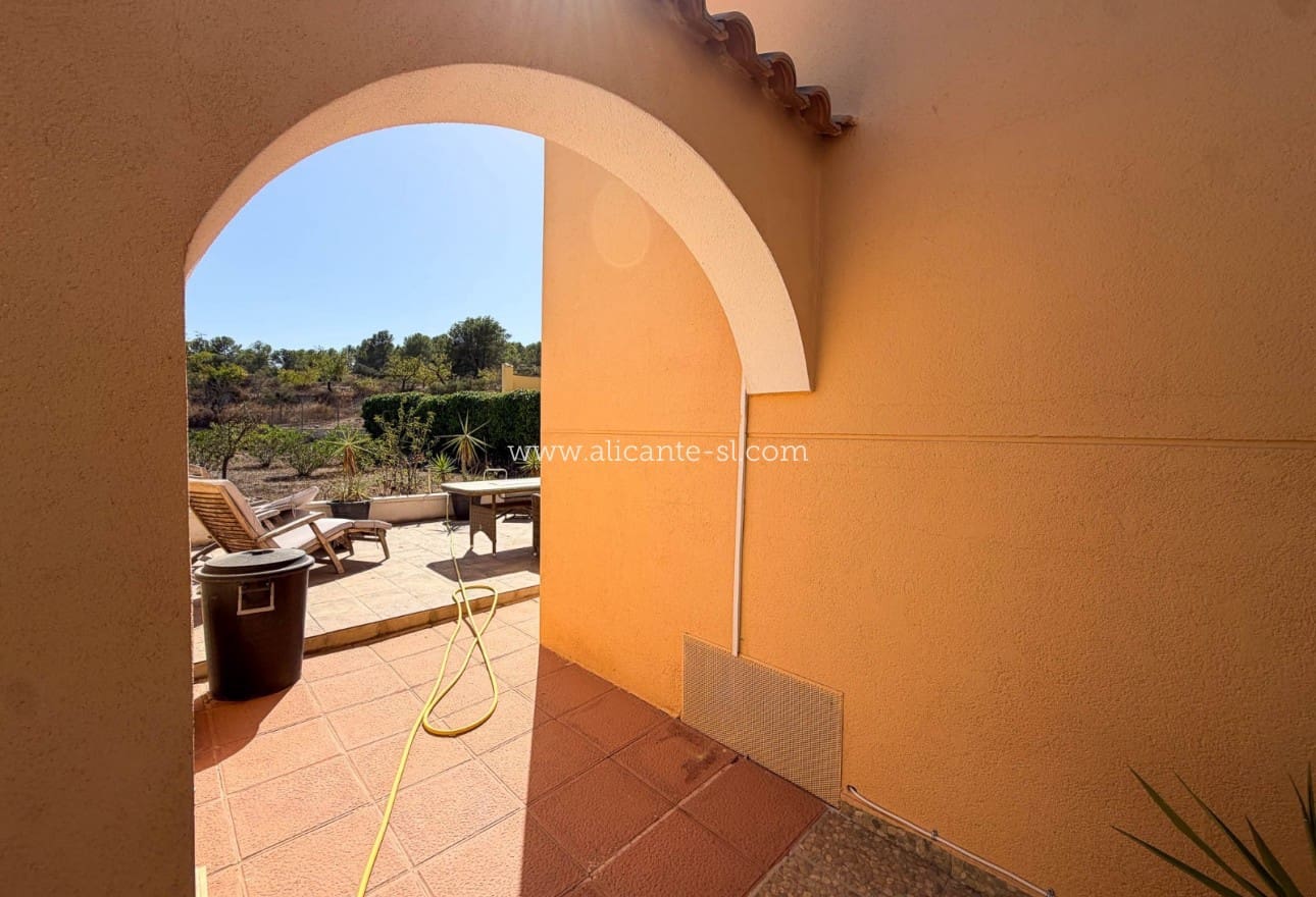 5 Zimmer Villa zu verkaufen in Hondon de los Frailes mit Pool Garage - 429.950 € (Ref: 10054440)