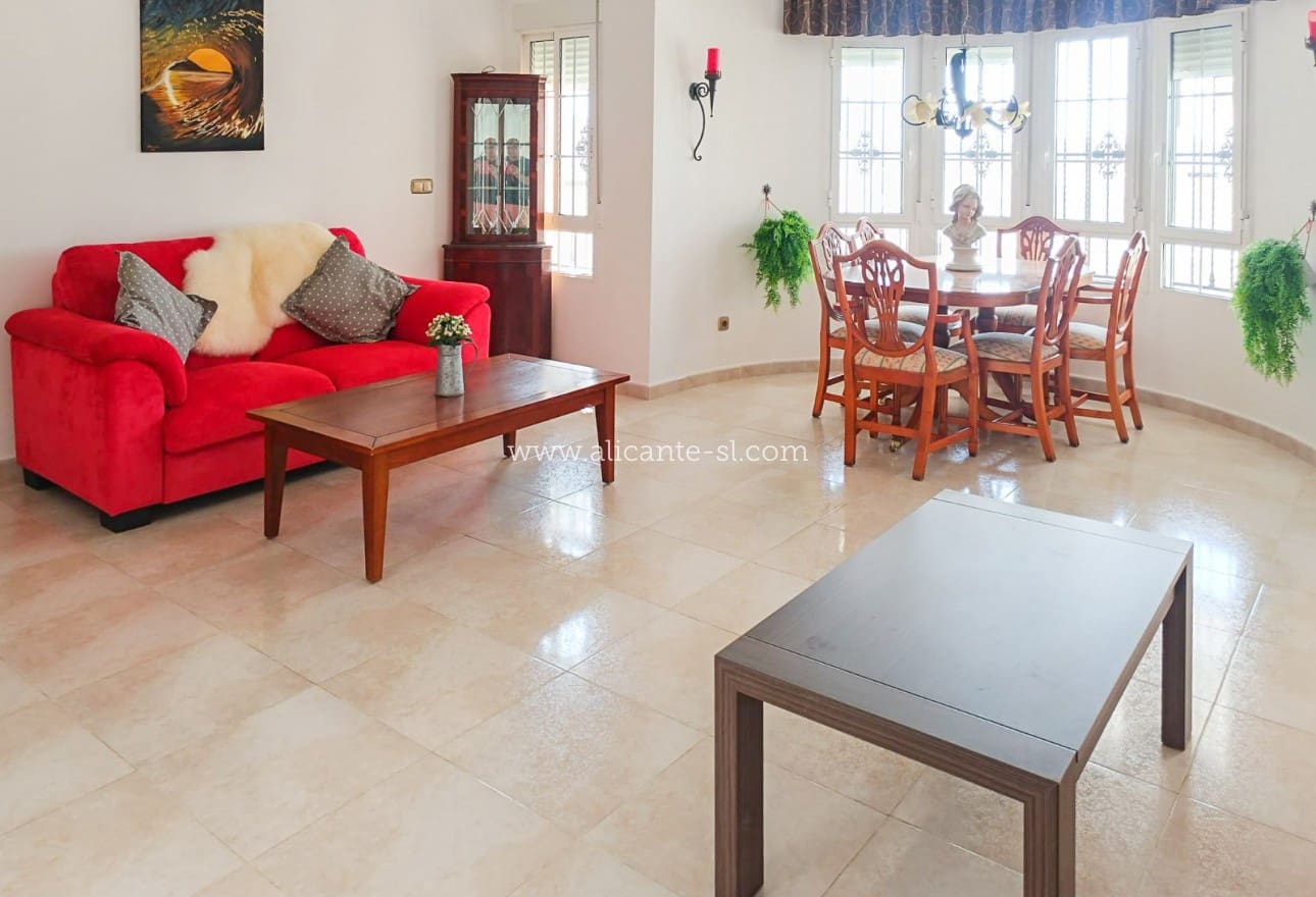 4 quarto Moradia para venda em Fortuna com piscina garagem - 339 950 € (Ref: 10071017)