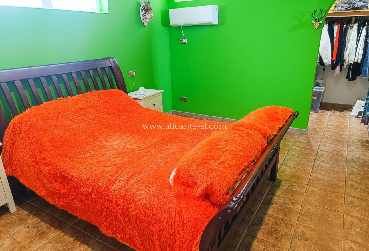 4 quarto Moradia para venda em Fortuna com piscina garagem - 339 950 € (Ref: 10071017)