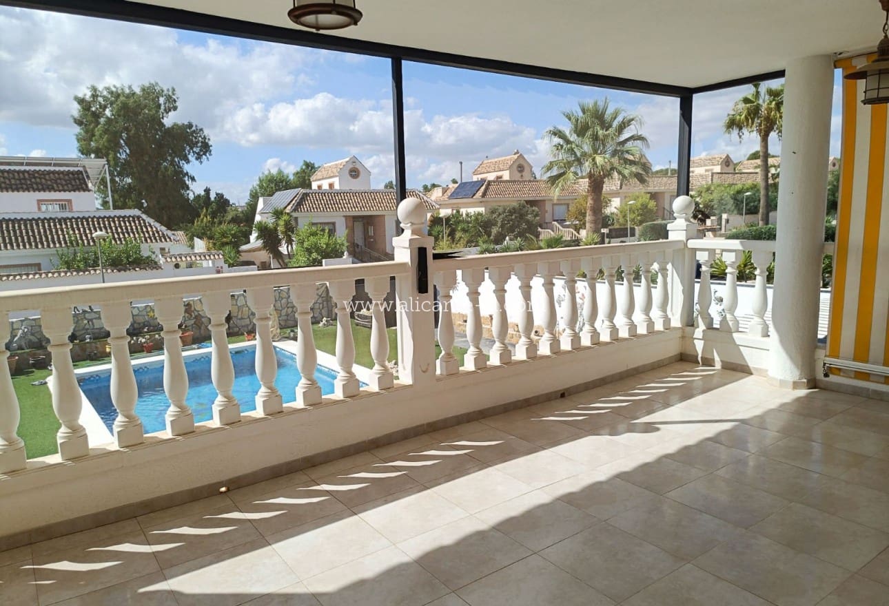 4 quarto Moradia para venda em Fortuna com piscina garagem - 339 950 € (Ref: 10071017)