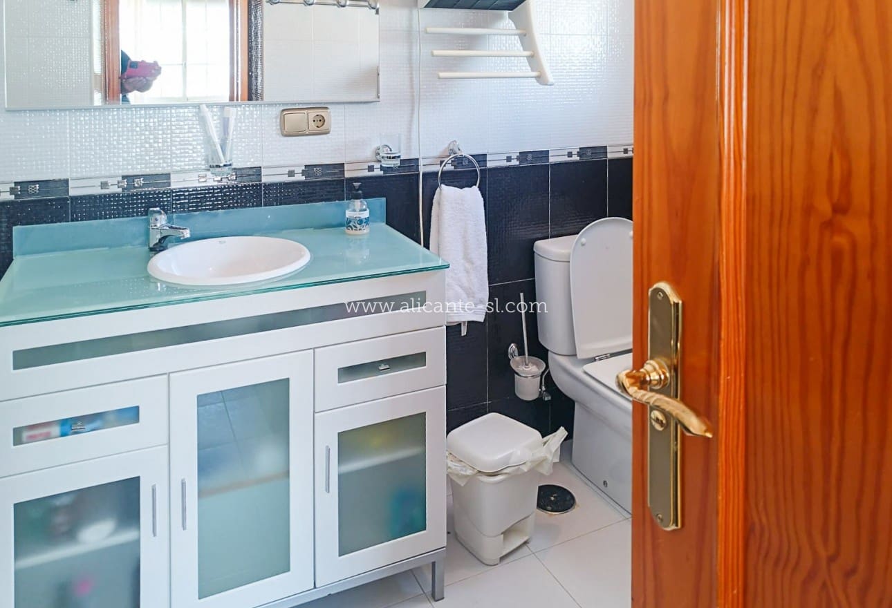 4 quarto Moradia para venda em Fortuna com piscina garagem - 339 950 € (Ref: 10071017)