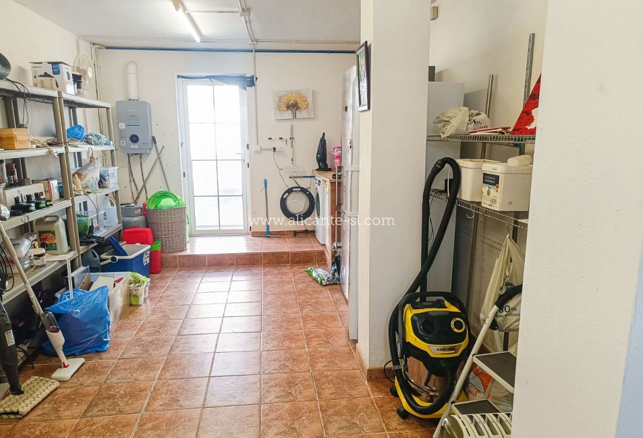 4 quarto Moradia para venda em Fortuna com piscina garagem - 339 950 € (Ref: 10071017)