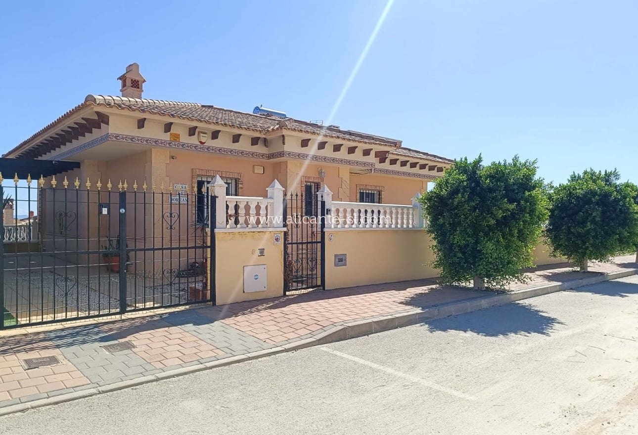 3 camera da letto Villa in vendita in Fortuna con piscina garage - 259.950 € (Rif: 10071018)