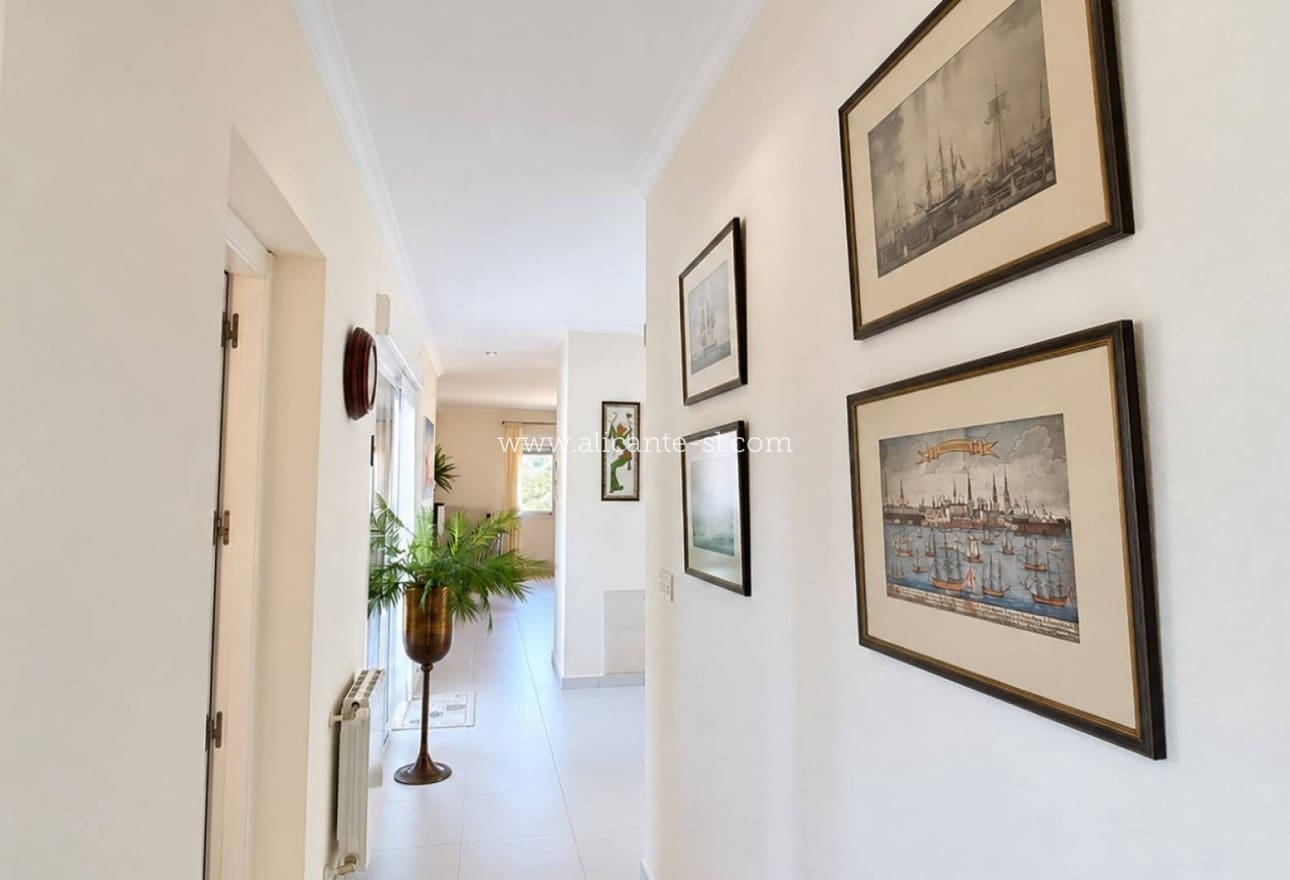 3 soverom Villa til salgs i Hondon de los Frailes med svømmebasseng garasje - € 359 950 (Ref: 10072869)