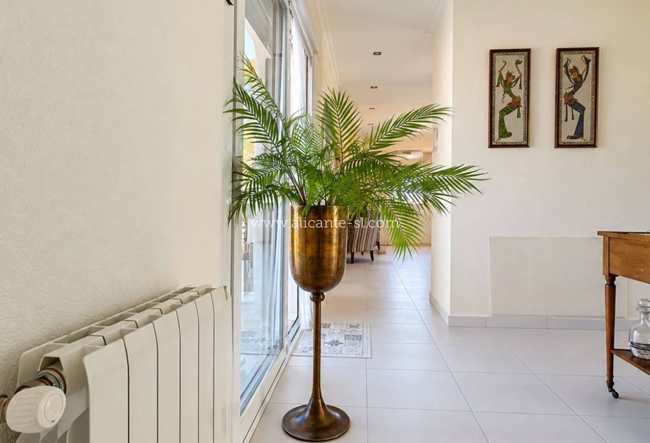3 soverom Villa til salgs i Hondon de los Frailes med svømmebasseng garasje - € 359 950 (Ref: 10072869)