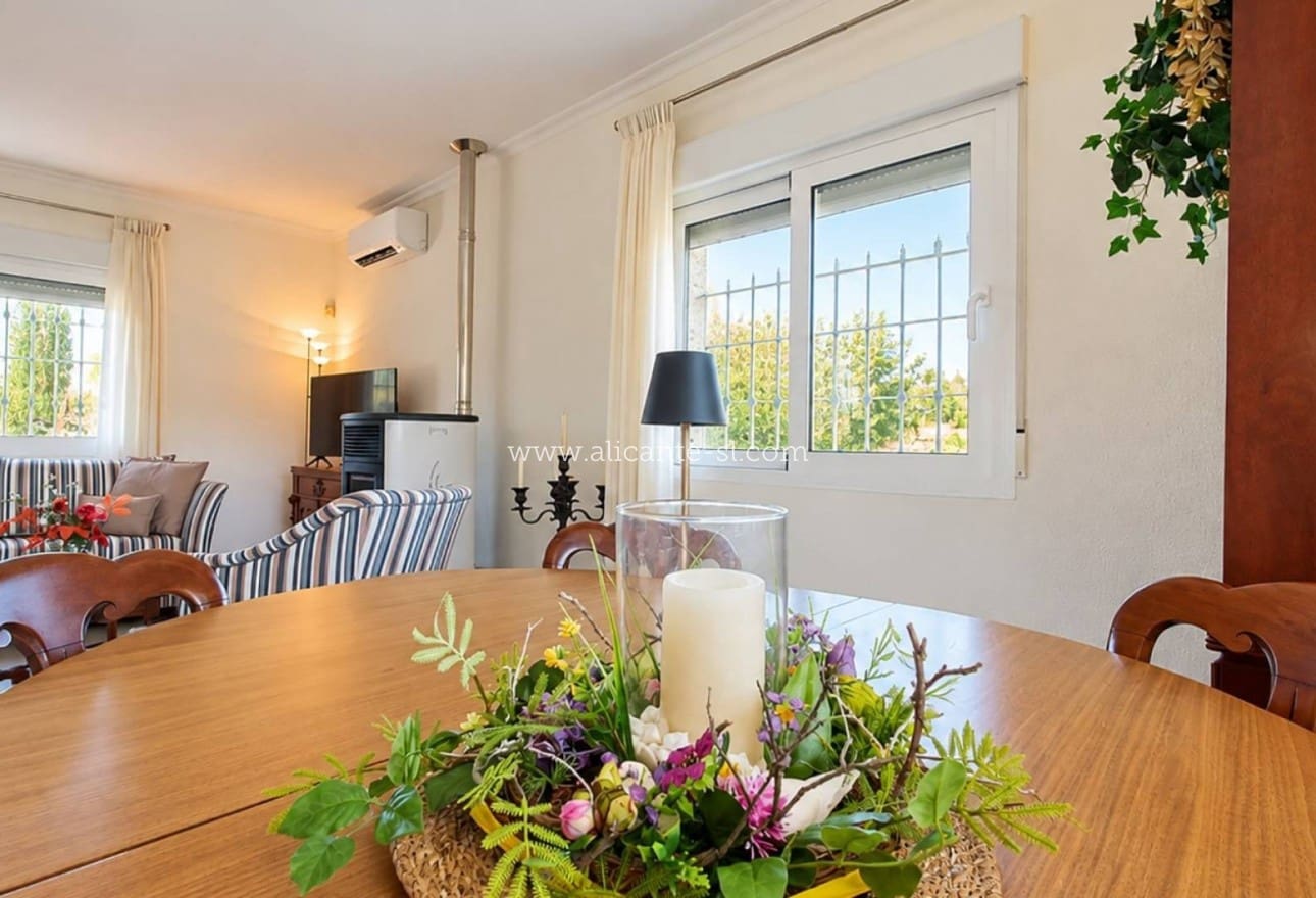 3 soverom Villa til salgs i Hondon de los Frailes med svømmebasseng garasje - € 359 950 (Ref: 10072869)
