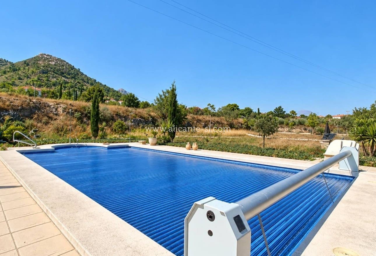 3 soverom Villa til salgs i Hondon de los Frailes med svømmebasseng garasje - € 359 950 (Ref: 10072869)