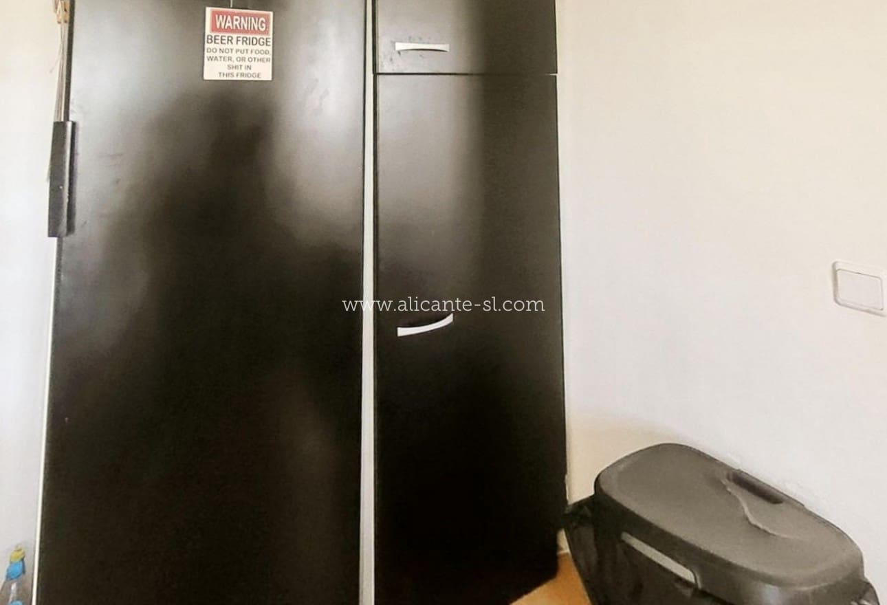 3 slaapkamer Villa te koop in Caudete met zwembad garage - € 229.950 (Ref: 10090995)