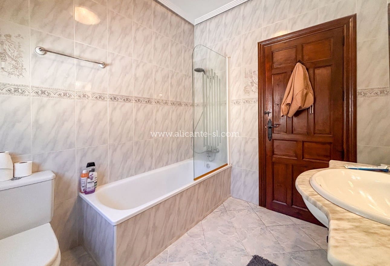 3 Zimmer Villa zu verkaufen in Fortuna mit Pool Garage - 235.000 € (Ref: 10099150)