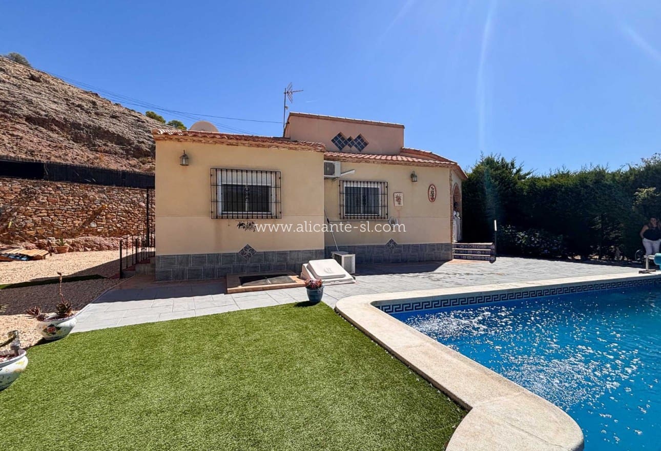 3 Zimmer Villa zu verkaufen in Fortuna mit Pool Garage - 235.000 € (Ref: 10099150)