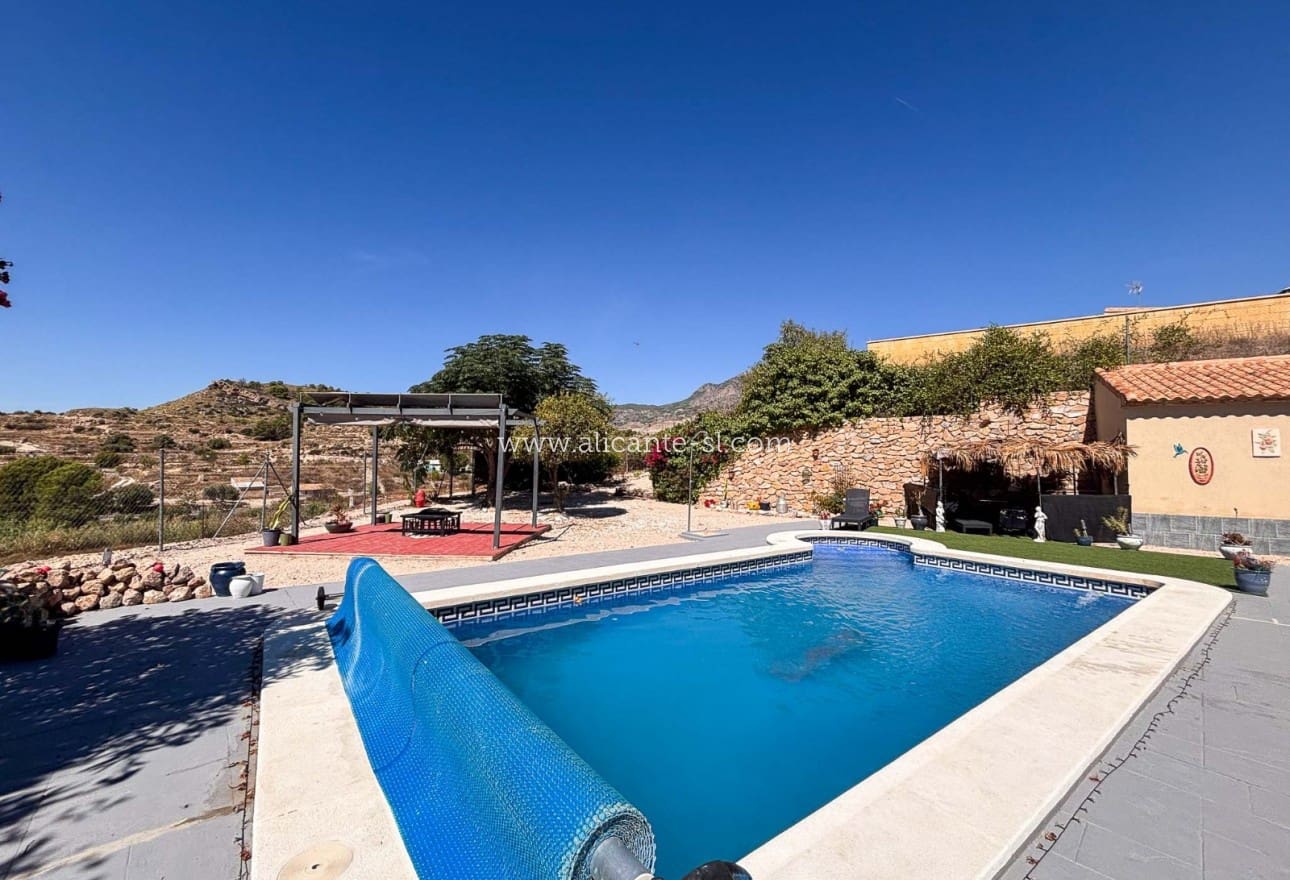 3 Zimmer Villa zu verkaufen in Fortuna mit Pool Garage - 235.000 € (Ref: 10099150)