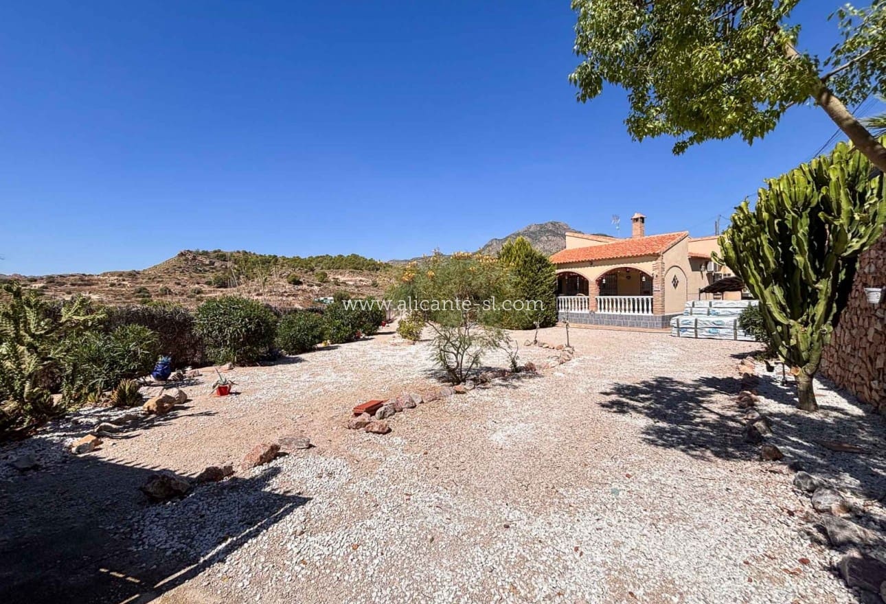 3 Zimmer Villa zu verkaufen in Fortuna mit Pool Garage - 235.000 € (Ref: 10099150)