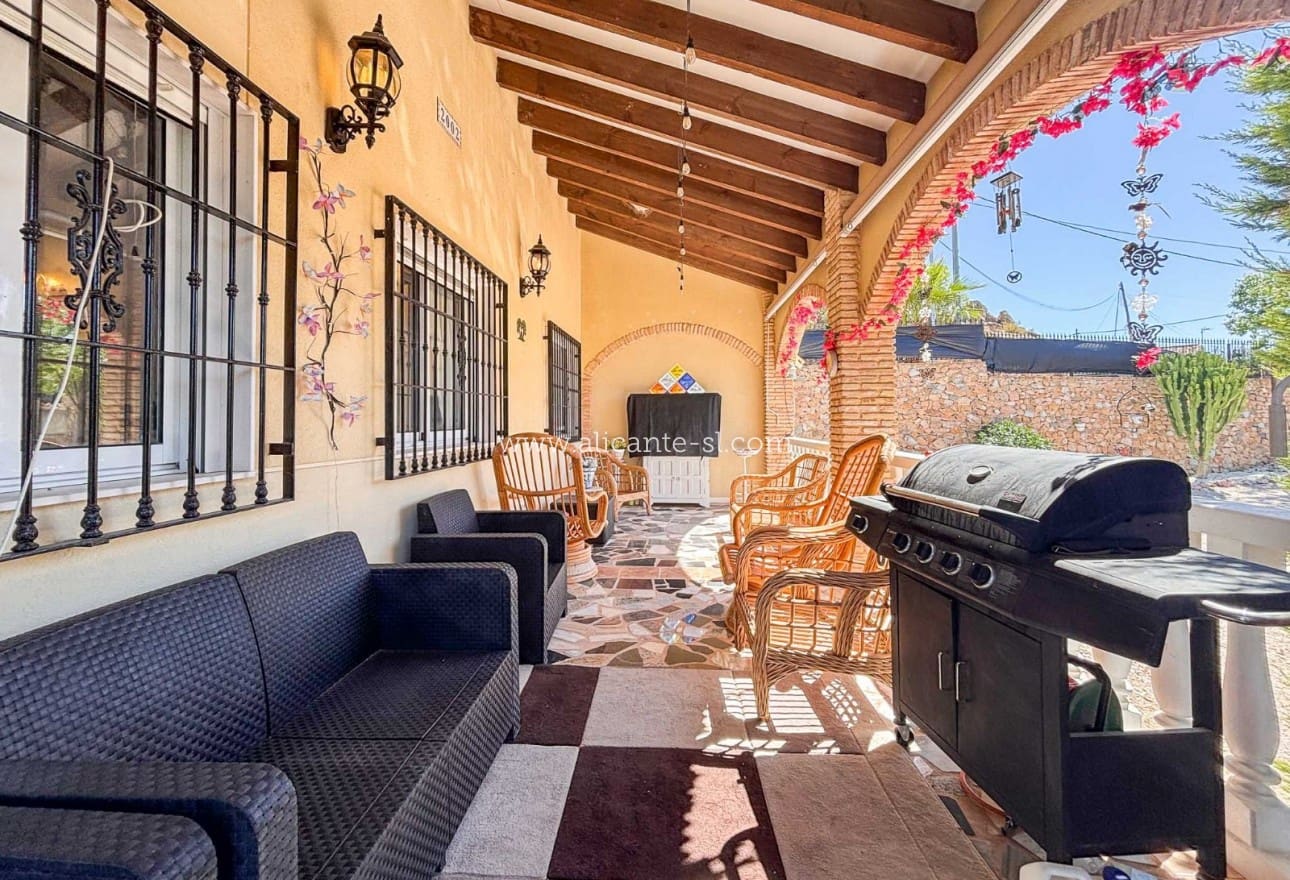 3 Zimmer Villa zu verkaufen in Fortuna mit Pool Garage - 235.000 € (Ref: 10099150)