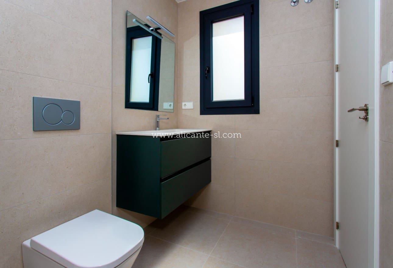 3 bedroom Townhouse for sale in Monforte del Cid with pool garage - € 365,000 (Ref: 10111152)