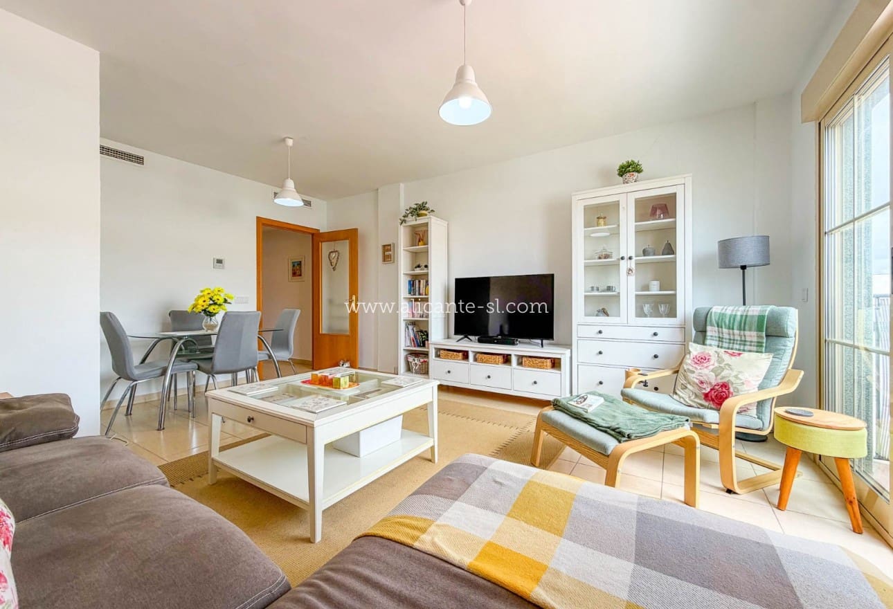 2 makuuhuone Huoneisto myytävänä paikassa Hondon de las Nieves - 99 950 € (Ref: 10132939)