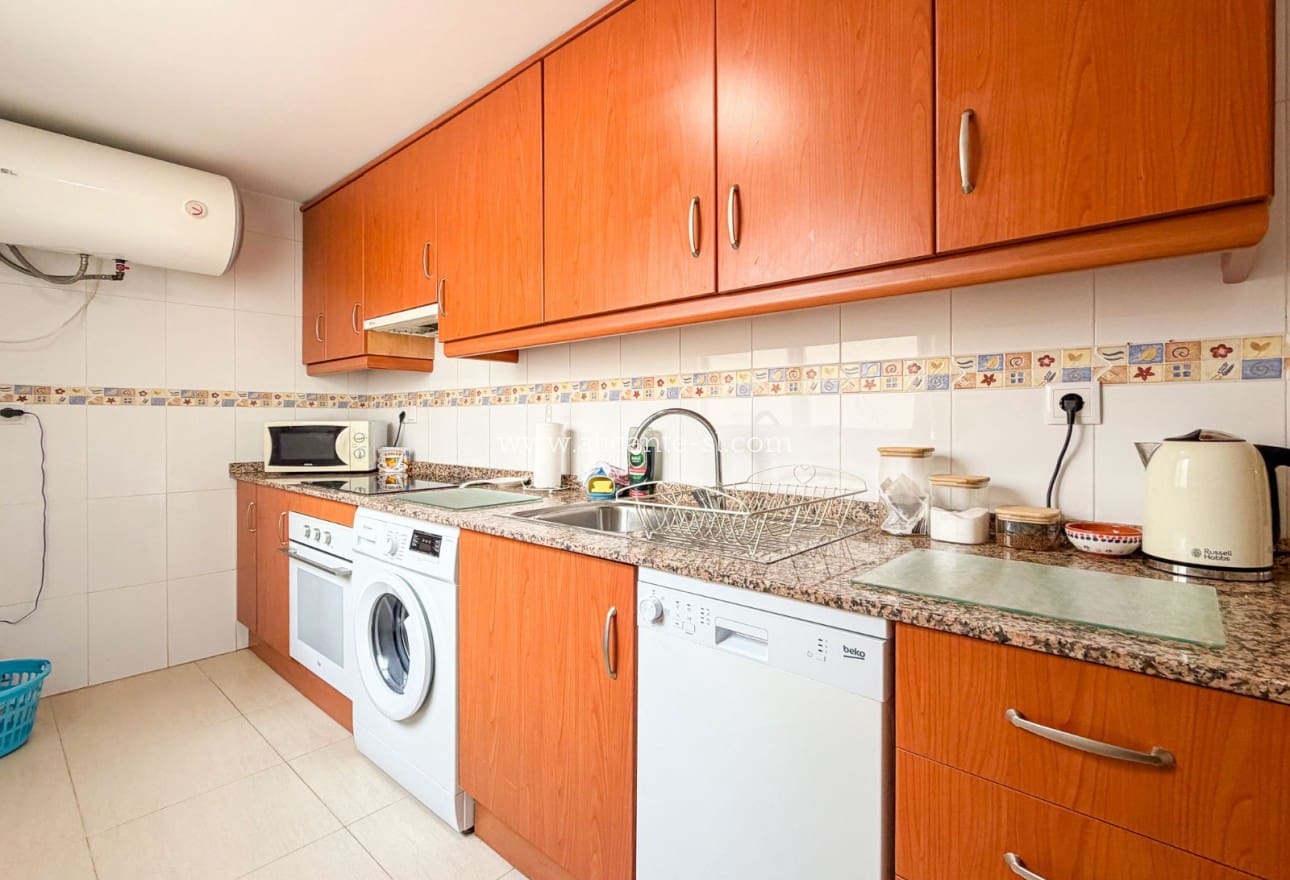 2 makuuhuone Huoneisto myytävänä paikassa Hondon de las Nieves - 99 950 € (Ref: 10132939)