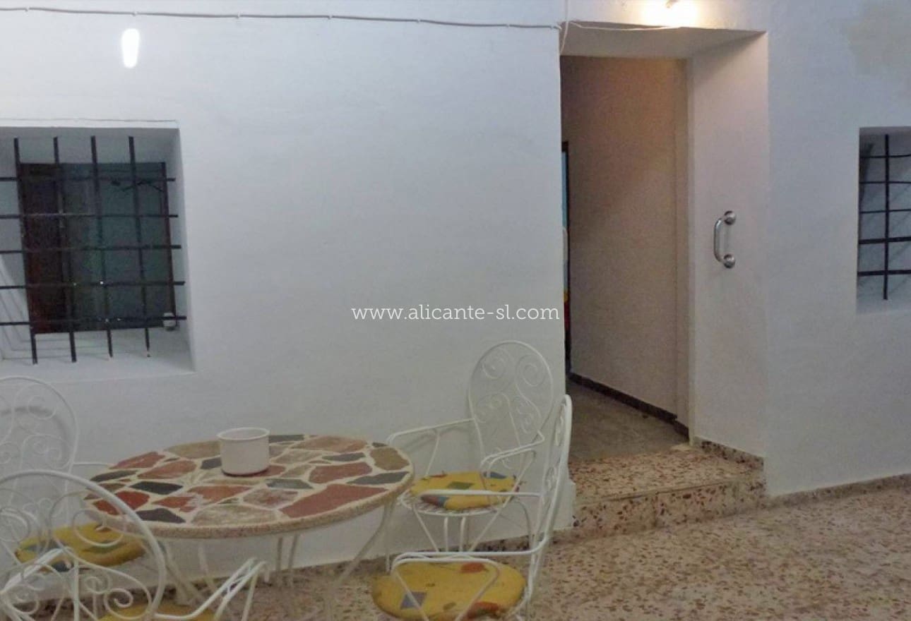 3 sypialnia Finka/Dom wiejski na sprzedaż w Hondon de las Nieves z garażem - 139 950 € (Ref: 6750703)