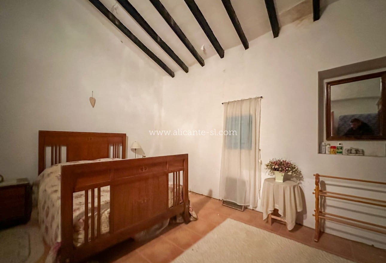 3 soveværelse Finca/Landehus til salg i La Romana - € 79.950 (Ref: 6750710)