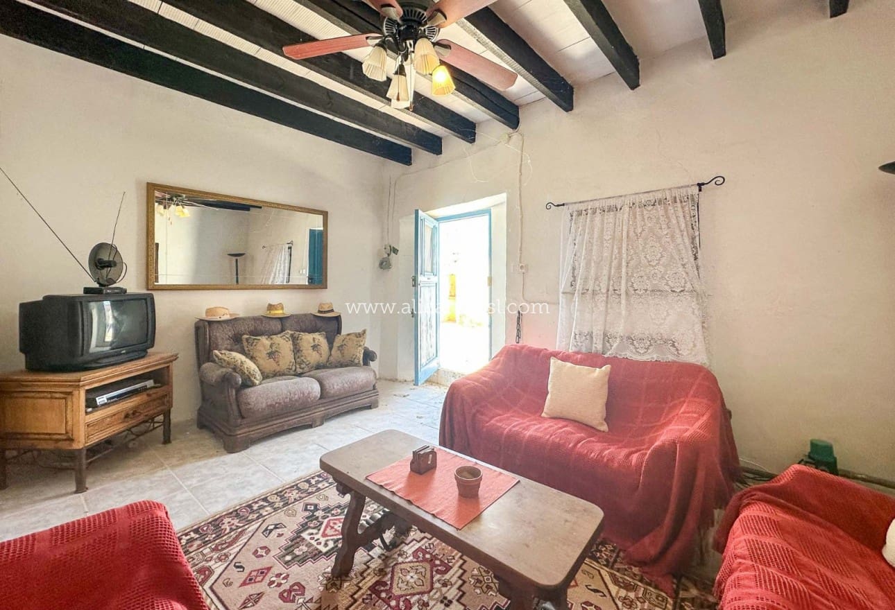 3 soveværelse Finca/Landehus til salg i La Romana - € 79.950 (Ref: 6750710)