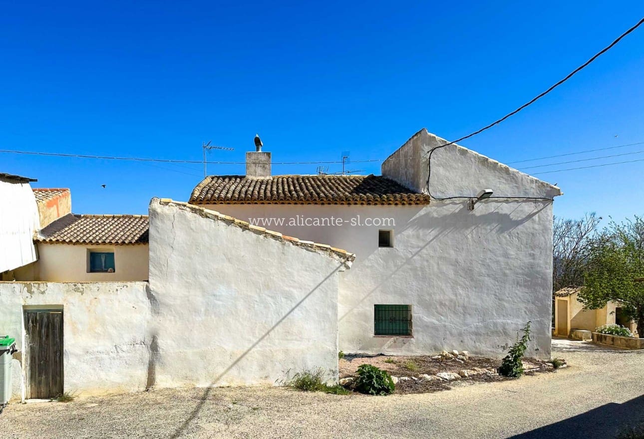 3 soveværelse Finca/Landehus til salg i La Romana - € 79.950 (Ref: 6750710)