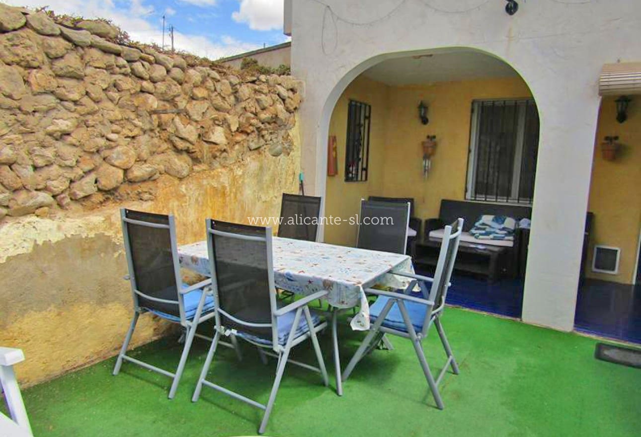 3 soveværelse Hulehus til salg i La Romana - € 99.950 (Ref: 6838447)