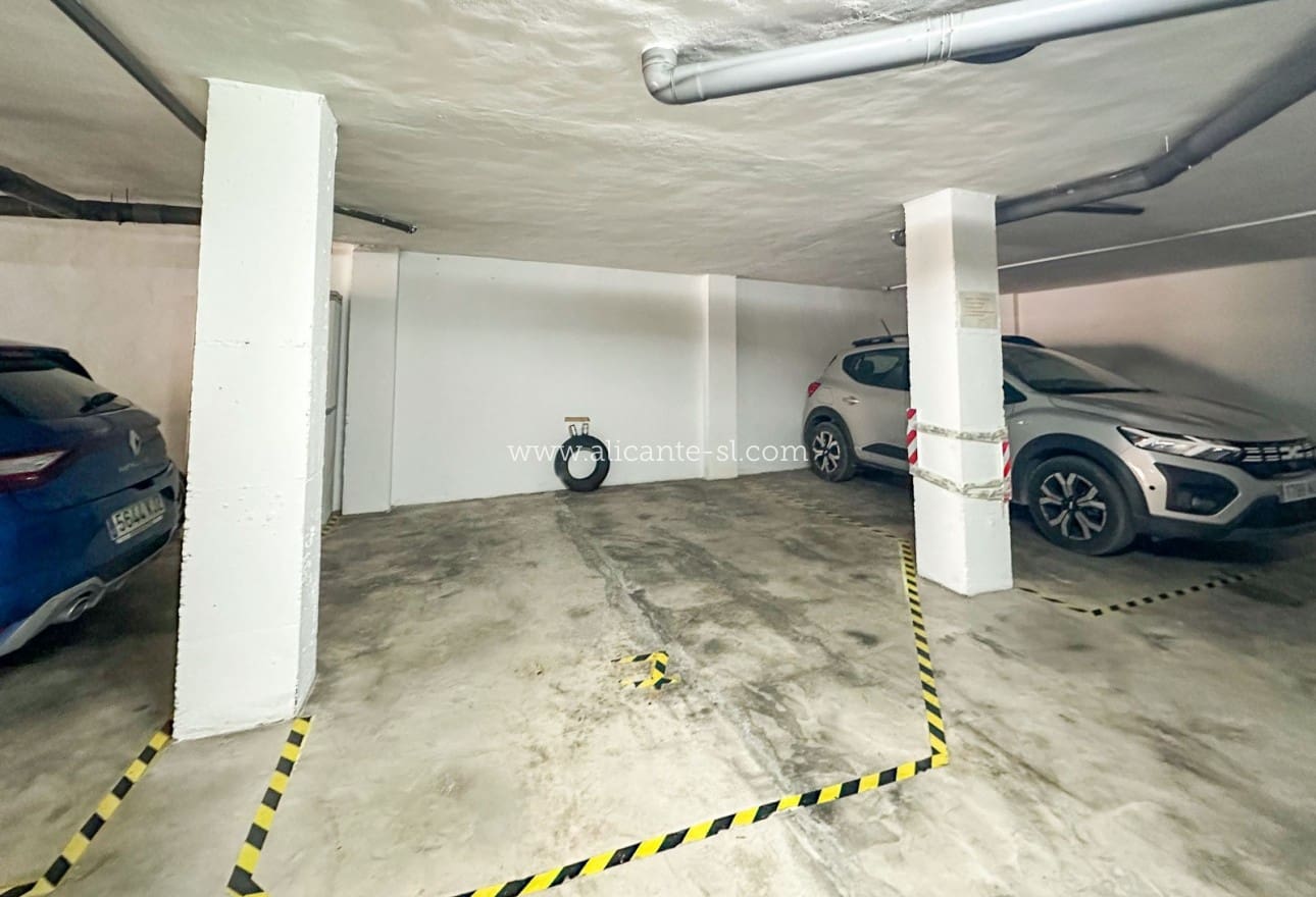 3 soveværelse Byhus til salg i Hondon de las Nieves med garage - € 129.950 (Ref: 8287220)