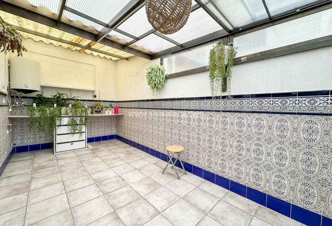 3 soveværelse Byhus til salg i Hondon de las Nieves med garage - € 129.950 (Ref: 8287220)