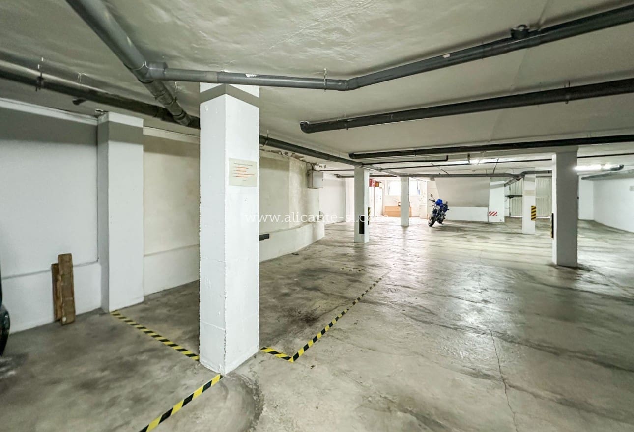 3 soveværelse Byhus til salg i Hondon de las Nieves med garage - € 129.950 (Ref: 8287220)