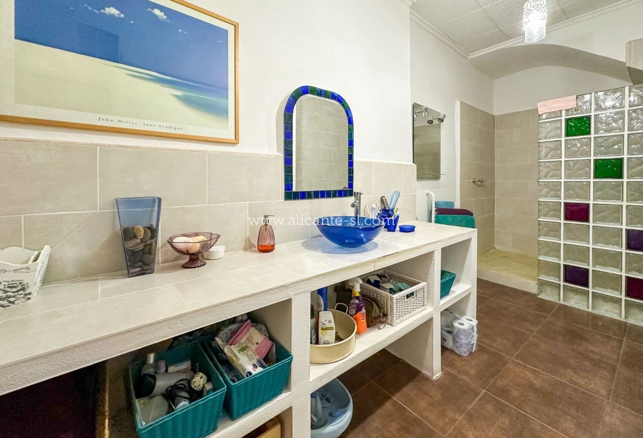 4 sovrum Finca/Hus på landet till salu i La Romana med pool - 199 000 € (Ref: 8327066)