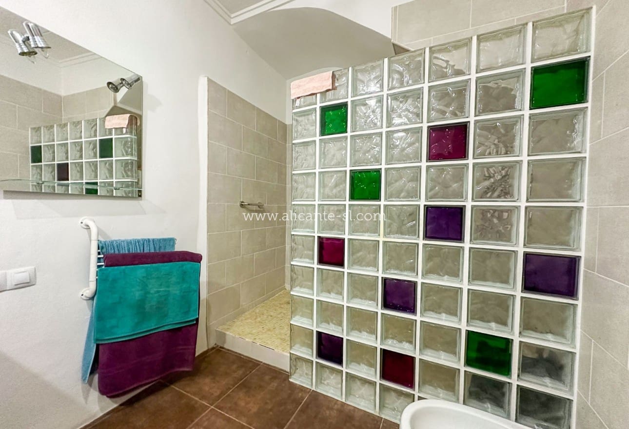 4 sovrum Finca/Hus på landet till salu i La Romana med pool - 199 000 € (Ref: 8327066)