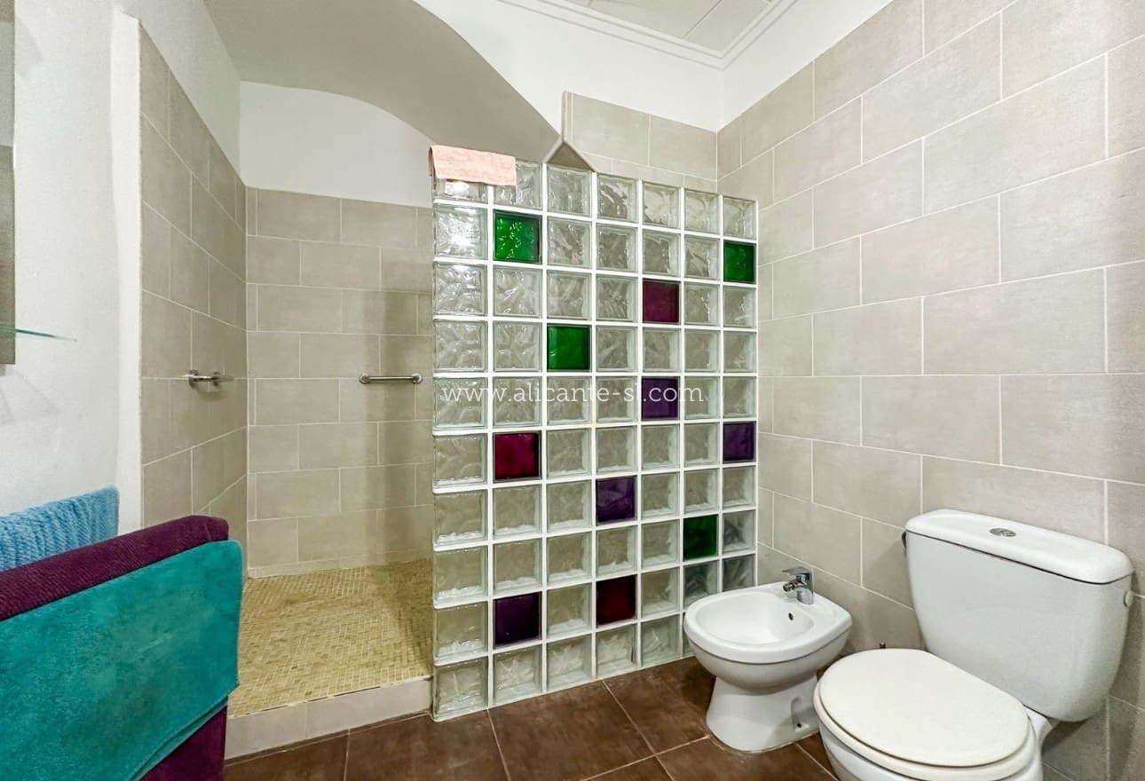 4 sovrum Finca/Hus på landet till salu i La Romana med pool - 199 000 € (Ref: 8327066)