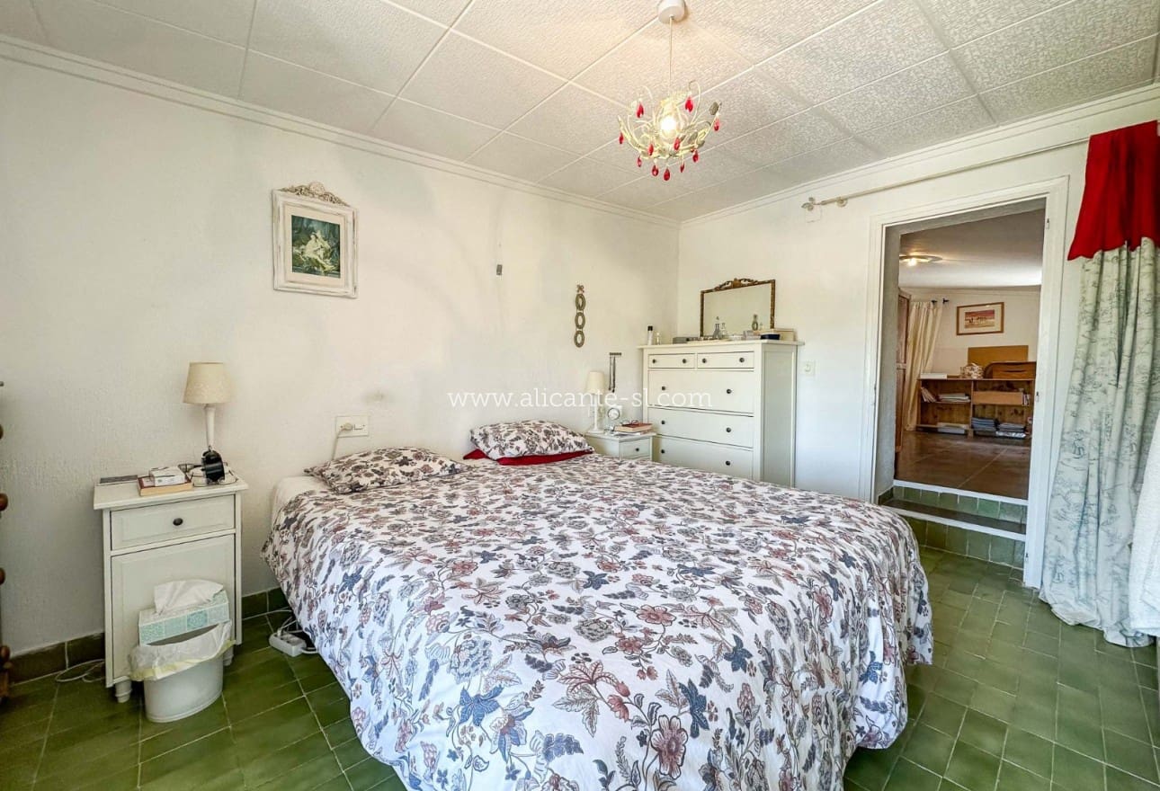 4 sovrum Finca/Hus på landet till salu i La Romana med pool - 199 000 € (Ref: 8327066)