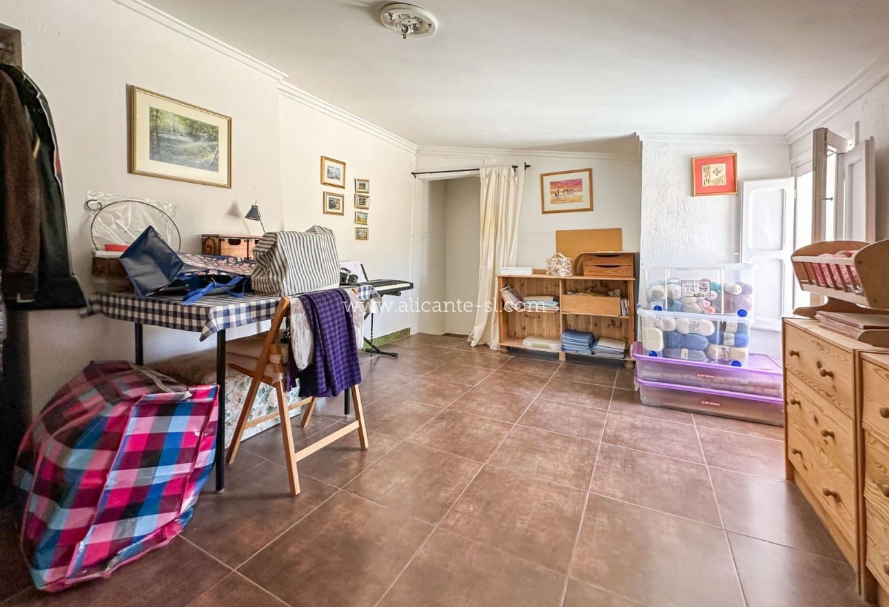 4 sovrum Finca/Hus på landet till salu i La Romana med pool - 199 000 € (Ref: 8327066)